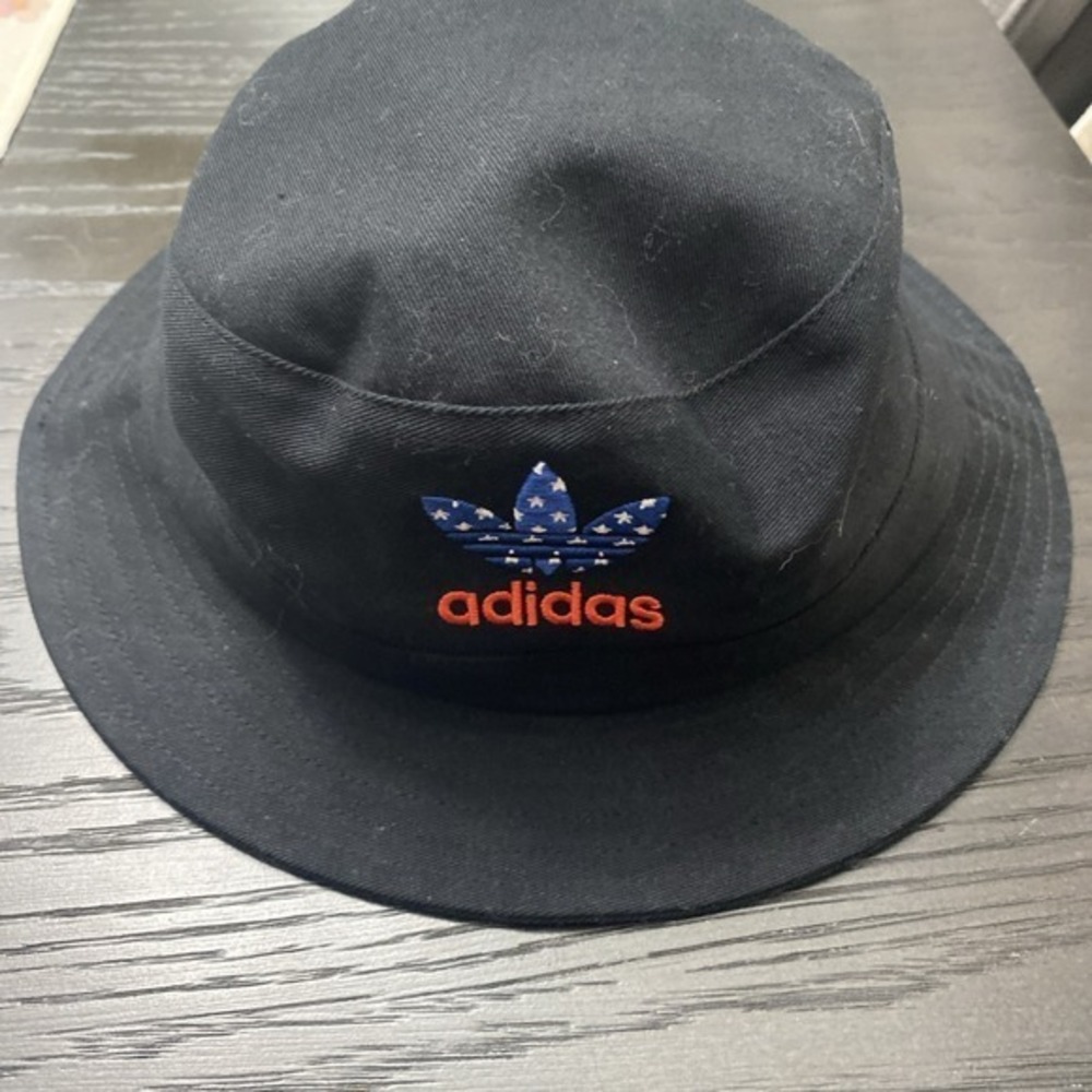 Adidas Black Bucket Hat Cap One‎ Size (Medium/Large) Unisex  569